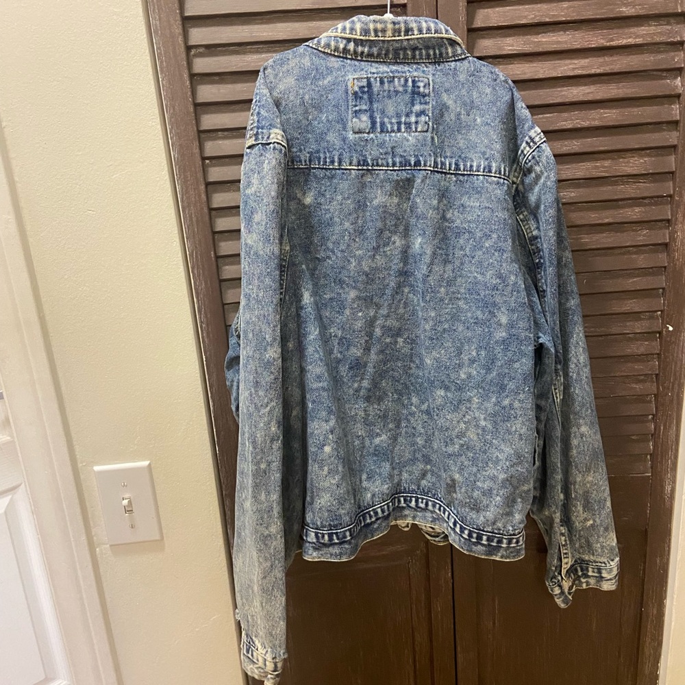 Jean jacket - Picture 5 of 5
